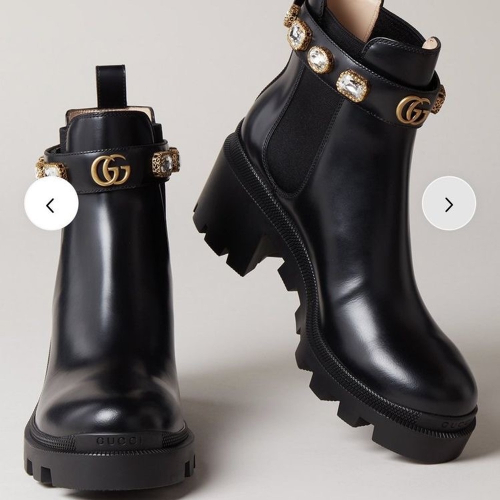 Looking for these shoes ...